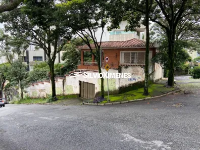 Casa com 4 Quartos à venda, 580m² no Vila Paris, Belo Horizonte