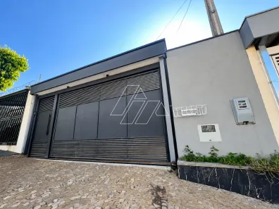 Casa com 3 Quartos para alugar, 70m² no Jardim Riviera, Marília
