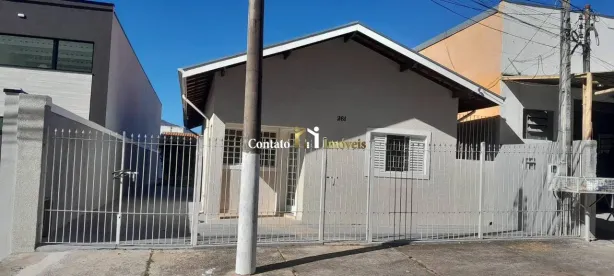 Casa com 3 Quartos para alugar, 130m² no Alvinópolis, Atibaia