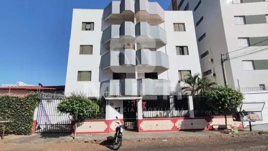 Apartamento com 2 Quartos para alugar, 90m² no Saraiva, Uberlândia