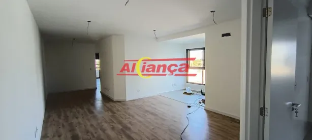 Apartamento com 3 Quartos para alugar, 96m² no Vila das Palmeiras, Guarulhos
