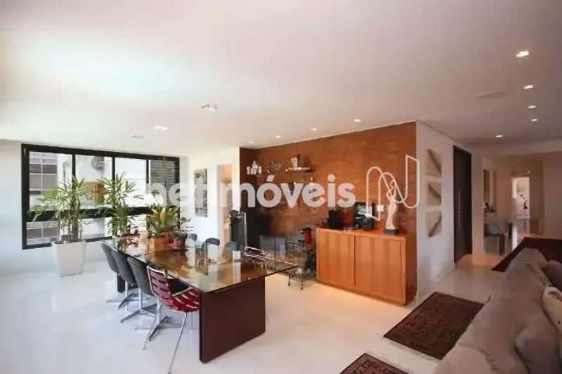 Apartamento com 4 quartos — Lourdes, Belo Horizonte