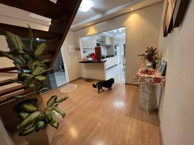 Casa com 4 Quartos à venda, 202m² no Santo Antônio, São José dos Pinhais