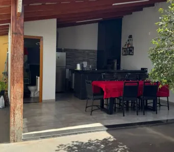 Casa com 3 Quartos à venda, 122m² no Jardim Europa, Uberlândia