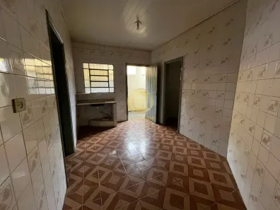 Casa com 1 Quarto para alugar, 80m² no São João, Jacareí