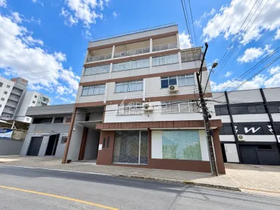 Sala Comercial para alugar, 100m² no Água Verde, Blumenau