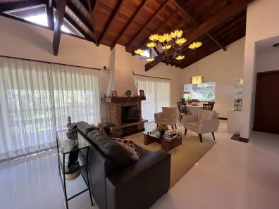 Casa de Condomínio com 3 Quartos à venda, 450m² no Jardim Salete, Taboão da Serra