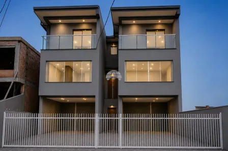 Sobrado com 3 Quartos à venda, 167m² no Guarani, Colombo