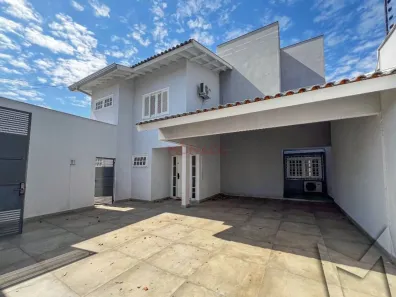 Sobrado com 4 Quartos à venda, 320m² no Quebec, Londrina