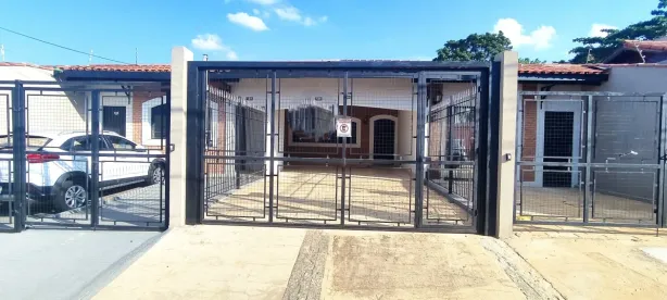 Casa com 3 Quartos para alugar, 330m² no Vila Cleto, Itu