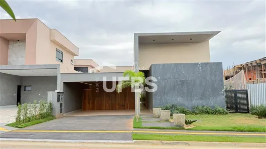 Casa de Condomínio com 4 Quartos à venda, 300m² no Jardins Itália, Goiânia