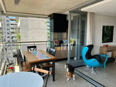 Apartamento com 3 Quartos para venda ou aluguel, 167m² no Jardim das Acácias, São Paulo