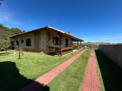Fazenda/Sítio com 3 Quartos à venda, 1000m² no Rio Abaixo, Atibaia