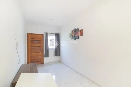 Casa de Condomínio com 2 Quartos para alugar, 46m² no Ponta Grossa, Porto Alegre