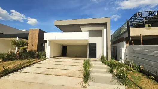 Casa de Condomínio com 3 Quartos à venda, 166m² no Condomínio Belvedere II, Cuiabá