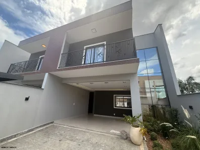 Sobrado com 2 Quartos à venda, 179m² no América, Joinville