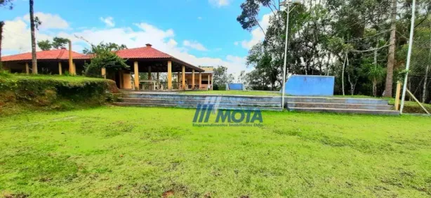 Fazenda/Sítio com 1 Quarto à venda, 200m² no Centro, Colombo