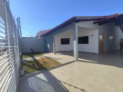 Casa com 3 Quartos à venda, 181m² no Jardim do Café, Cambé
