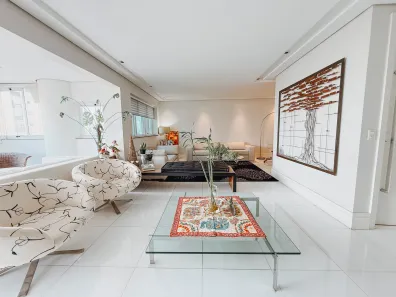 Apartamento com 3 Quartos à venda, 224m² no Vila Regente Feijó, São Paulo