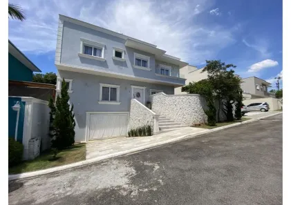 Casa de Condomínio com 4 Quartos à venda, 250m² no Vila Santo Antônio, Cotia
