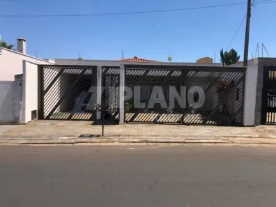 Casa com 3 Quartos à venda, 176m² no Centro, São Carlos