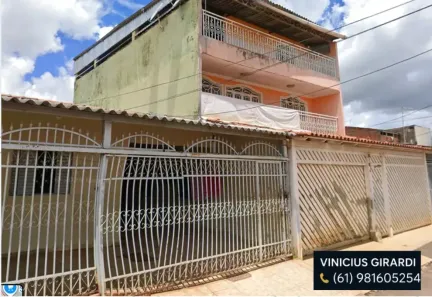 Sobrado com 3 Quartos à venda, 400m² no Ceilândia Sul, Brasília