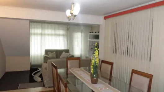 Casa com 3 Quartos à venda, 225m² no Jardim Guairaca, São Paulo