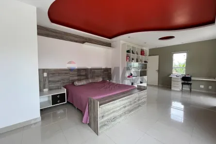 Casa de Condomínio com 5 Quartos à venda, 270m² no São José do Imbassaí, Maricá