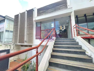 Ponto Comercial para alugar, 220m² no Vila Virgínia, Jundiaí