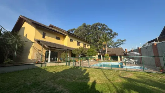 Sobrado com 4 Quartos à venda, 1160m² no Parque dos Príncipes, São Paulo