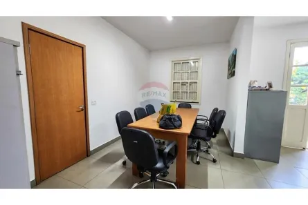Prédio Comercial para alugar, 900m² no Centro, Poços de Caldas