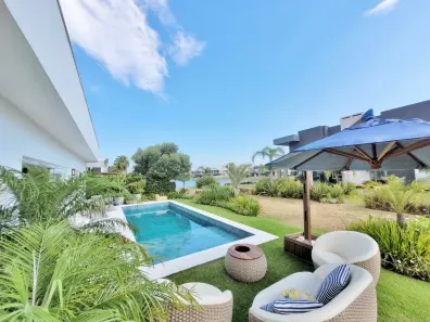 Casa de Condomínio com 4 Quartos à venda, 210m² no , Xangri-lá