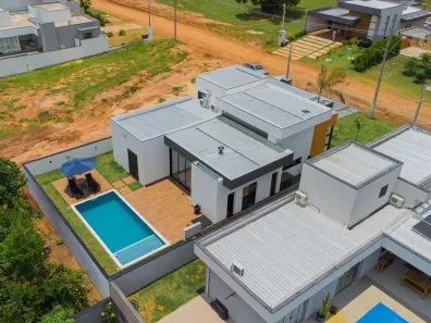 Casa de Condomínio com 3 Quartos à venda, 198m² no Ninho Verde II, Pardinho