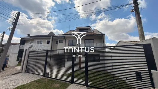 Sobrado com 3 Quartos à venda, 176m² no Capão Raso, Curitiba