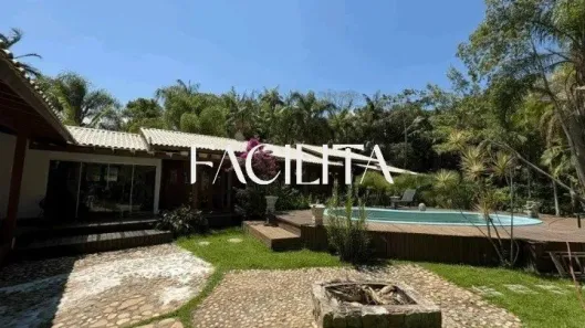 Casa com 3 Quartos para alugar, 314m² no Rio Tavares, Florianópolis
