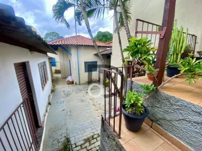 Casa com 6 Quartos à venda, 230m² no Centro, Vinhedo