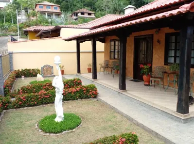 Casa com 4 Quartos à venda, 182m² no Barra de Guaratiba, Rio de Janeiro