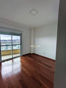 Apartamento com 3 Quartos para alugar, 120m² no Centro, Pouso Alegre
