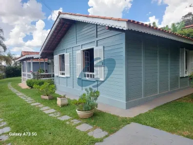 Casa com 3 Quartos à venda, 244m² no Jardim Centenário, Atibaia