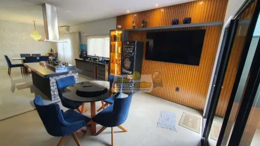 Casa de Condomínio com 3 Quartos à venda, 270m² no Estância dos Ipês, Uberaba