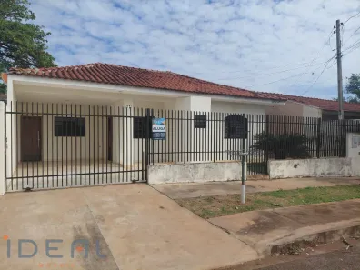 Casa com 2 Quartos para alugar, 70m² no Parque das Grevíleas 3ª parte, Maringá