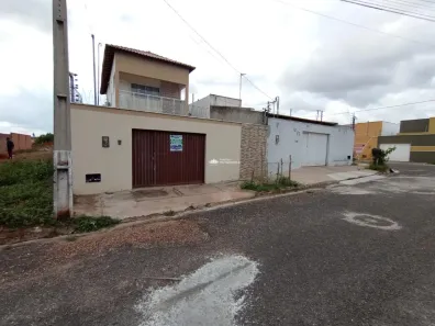Casa com 3 Quartos à venda, 135m² no Alegre, Teresina