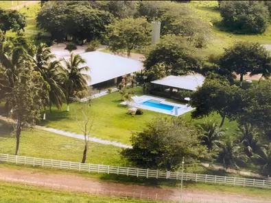 Fazenda/Sítio com 7 Quartos à venda, 1000m² no , Trairi