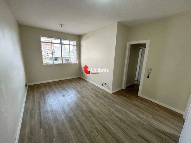 Apartamento com 3 quartos — Sagrada Família, Belo Horizonte