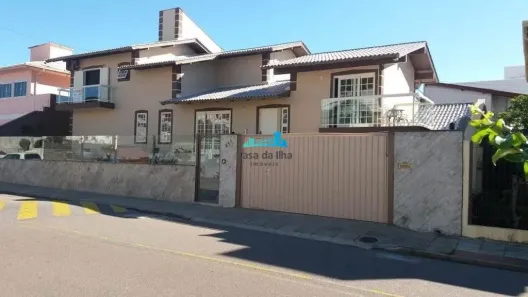 Casa com 4 Quartos à venda, 280m² no Coqueiros, Florianópolis