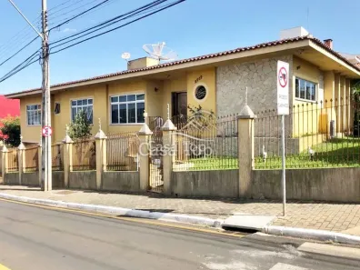 Casa com 3 Quartos à venda, 318m² no Boa Vista, Ponta Grossa