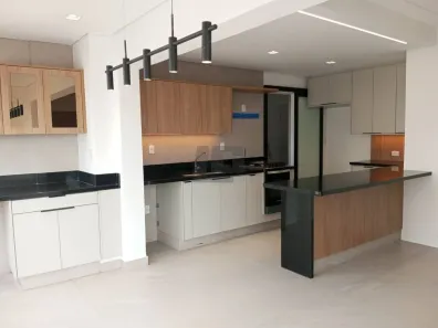 Apartamento com 3 Quartos para alugar, 96m² no Taquaral, Campinas