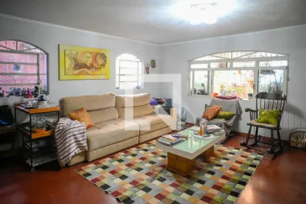 Casa com 3 Quartos à venda, 204m² no Vila Gumercindo, São Paulo