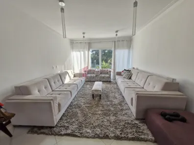 Casa de Condomínio com 3 Quartos à venda, 245m² no Caxambu, Jundiaí