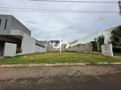 Lote/Terreno à venda, 420m² no Condomínio Residencial Grand Trianon, Anápolis